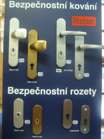 Bespečnostní kování